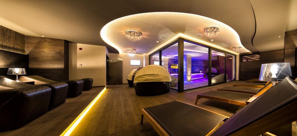 Hotel Ideal Park Λάιβες Εξωτερικό φωτογραφία
