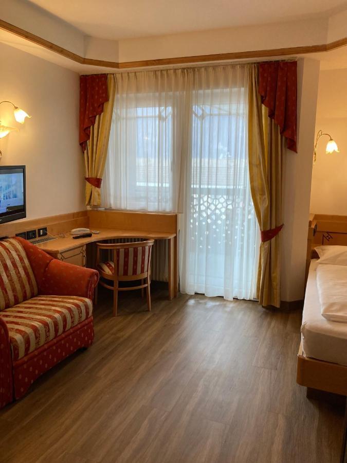 Hotel Ideal Park Λάιβες Δωμάτιο φωτογραφία